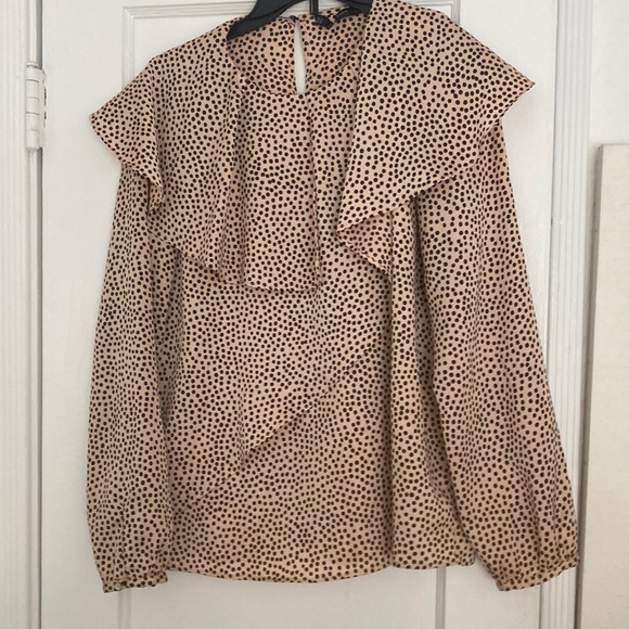 ZARA Blouse- Elegant, Unique, Beautiful! - Picture 2 of 4